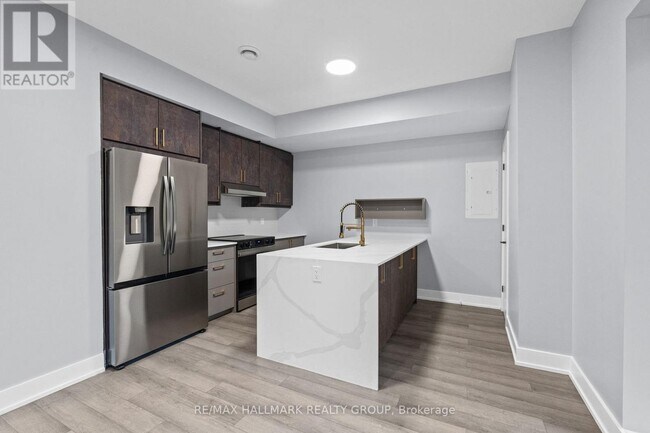 Photo - 884 Byron Ave Unit B