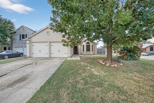 Photo - 17002 Analisa Cir