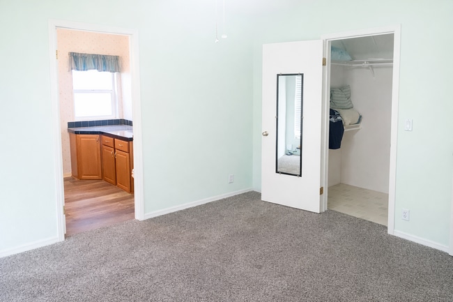 Photo - 2806 Sharon Dr