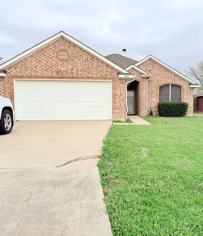 Photo - AVAILABLE NOW - Spacious 3-Bedroom Home with Open Layout & Covered Patio in Northwest ISD