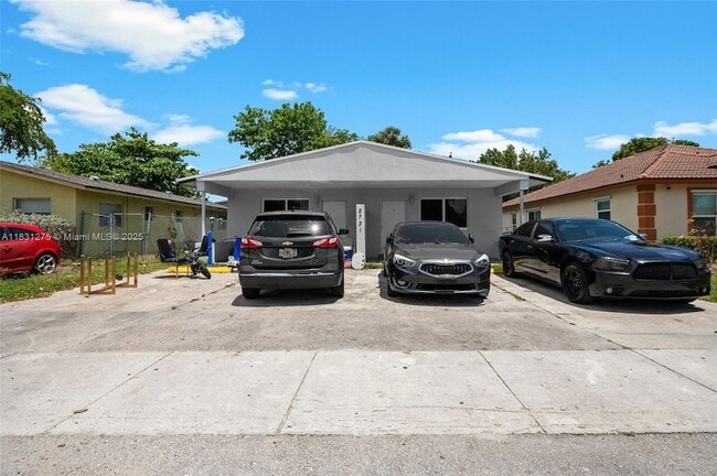 Photo - 2731 NW 14th St Apartamento Unidad B