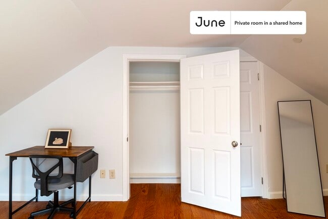 Photo - Room in Shared 4 bed/4 bath home Unit C