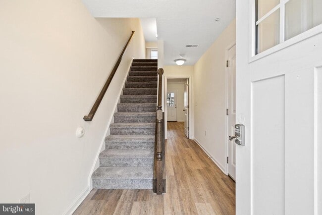 Photo - 2800 Pinewood Ln