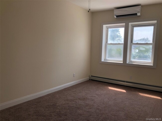 Photo - 6 Nassau Blvd