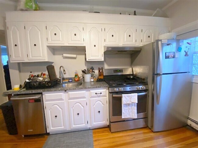 Photo - 519 Main St Unit 1