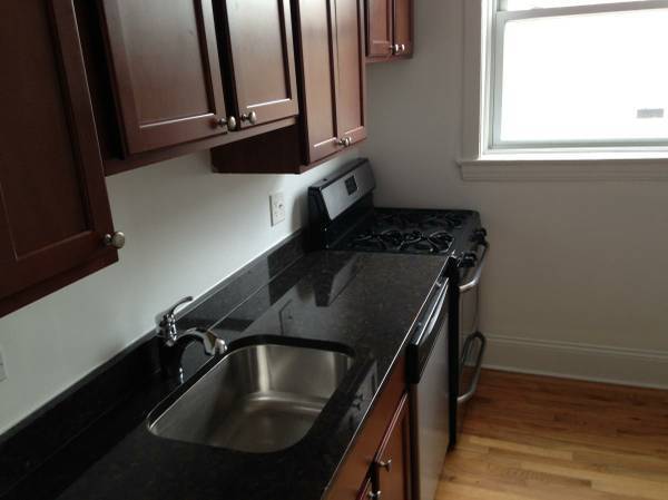 Building Photo - 1625 W Farwell-2N Unit 2N