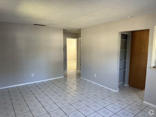 Building Photo - 909 Lake Palms Dr Unit 909 Rental