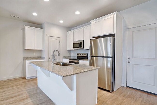 Photo - River Park Commons