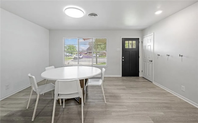 Photo - 5729 Abby Dr