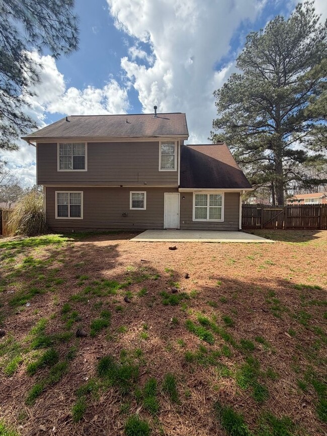 Photo - Charming Two-Story Home on a Corner Lot in Jonesboro