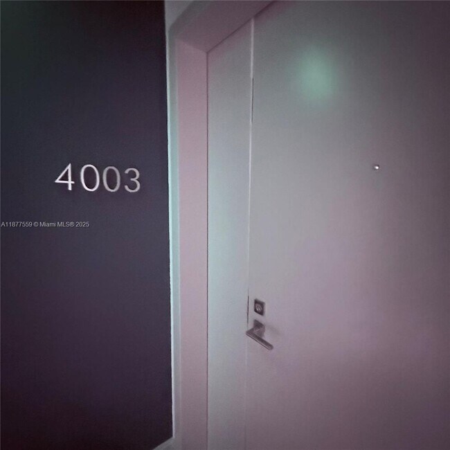 Photo - 55 SW 9th St