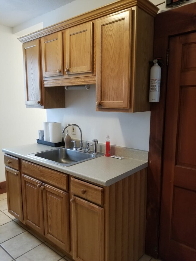 Photo - 163 Lamson St Unidad 1st flr