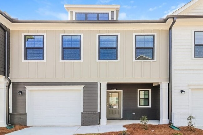 Building Photo - 834 Calvin Pk Dr