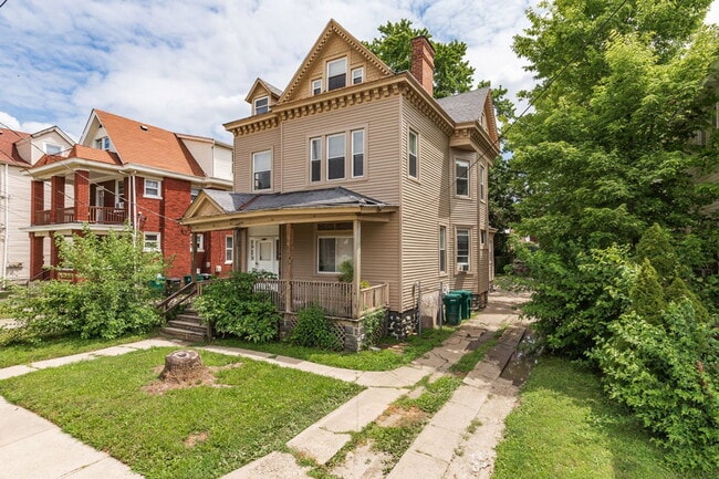 Building Photo - 1214 Iliff Ave Unit 2