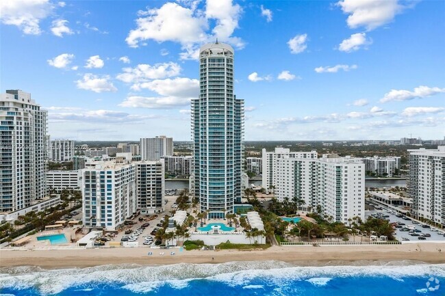 Building Photo - 3101 S Ocean Dr Unit 401 Rental