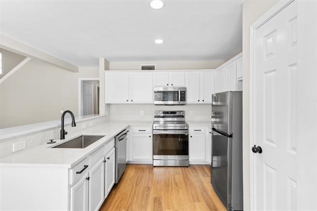 Photo - 922 Binbrook Dr