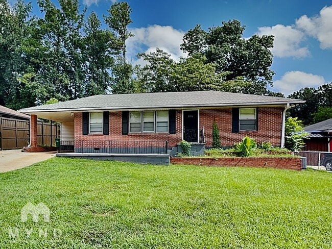 Building Photo - 1156 N Parkwood Dr Rental
