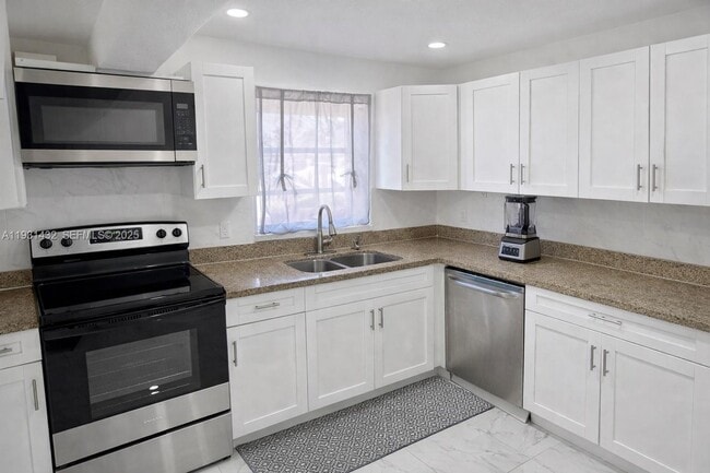 Photo - 3440 NW 206th St