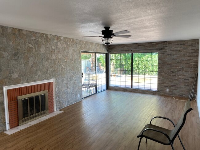 Photo - 74166 Fairway Dr