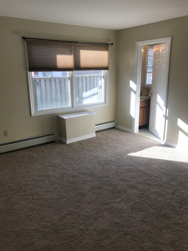 Bedroom - 434 Hillsdale Ave Unit C