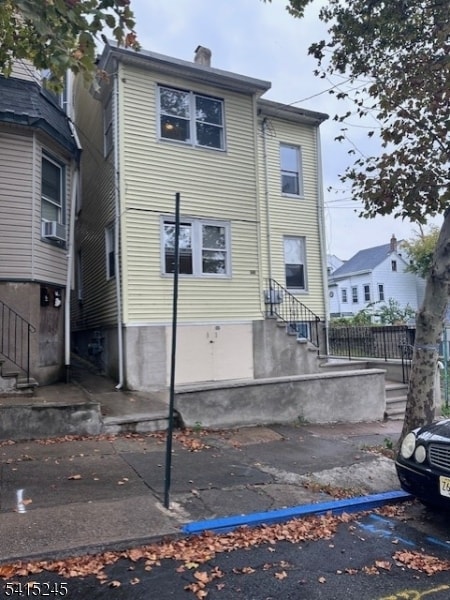 Photo - 145 N 2nd St