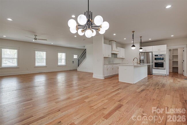 Photo - 1516 Princess Pl