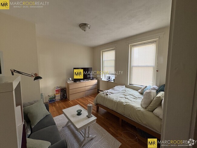 Building Photo - 1673 Commonwealth Ave Unit 14 Rental