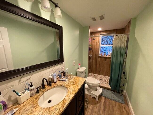 Photo - 105 Bloomfield St Unidad #1