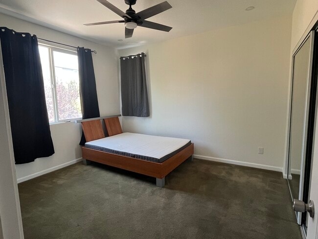 Building Photo - 3776 Pintail Dr