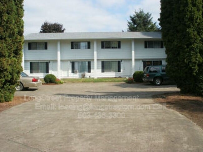 Building Photo - 1781 SE Lilly Pl