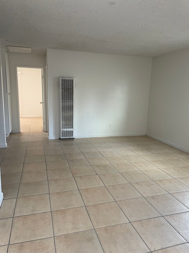 21410 Golden Hills Blvd Unidad B