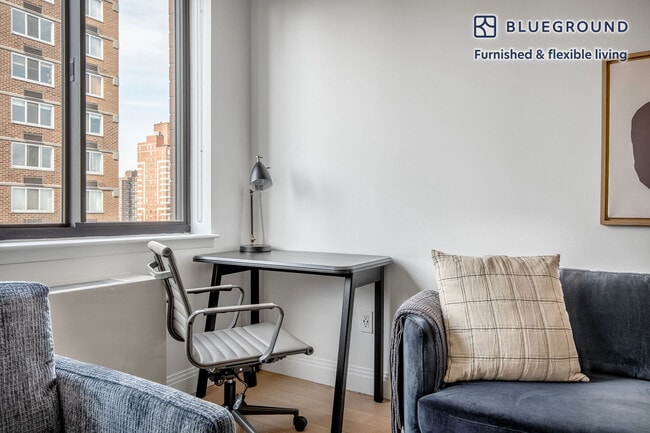 Photo - 345 E 94th St Unidad FL25-ID1470