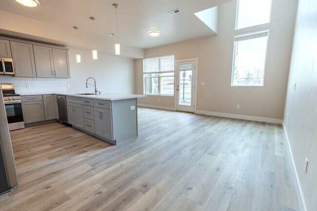 Photo - Pomona Park Townhomes