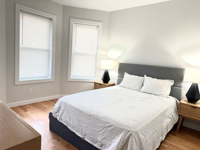 Photo - 27 Linden St Unit 2