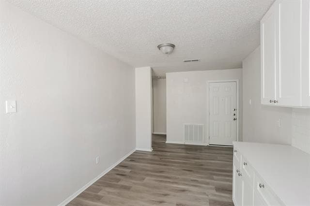 Photo - 5037 Collingwood Dr