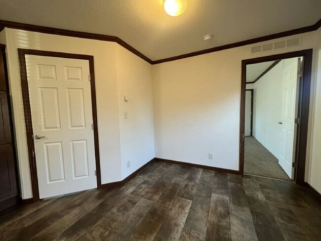 Photo - 211 Canal Dr