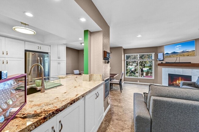 Photo - 3 Bedroom Townhome in the Vista de Vista Community