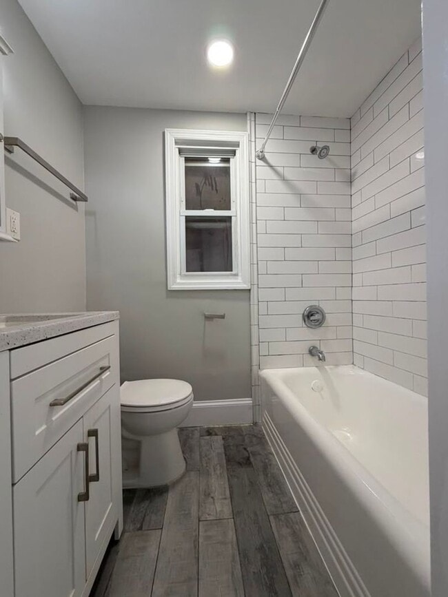 Photo - Grove St Apartments