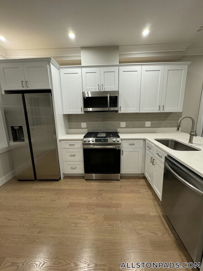 Photo - 161 Allston St Unidad 5