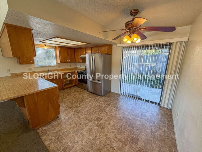 Photo - AVAILABLE MARCH - Charming Home with Private Yard in Atascadero - 2 Bed / 1 Bath Unit B