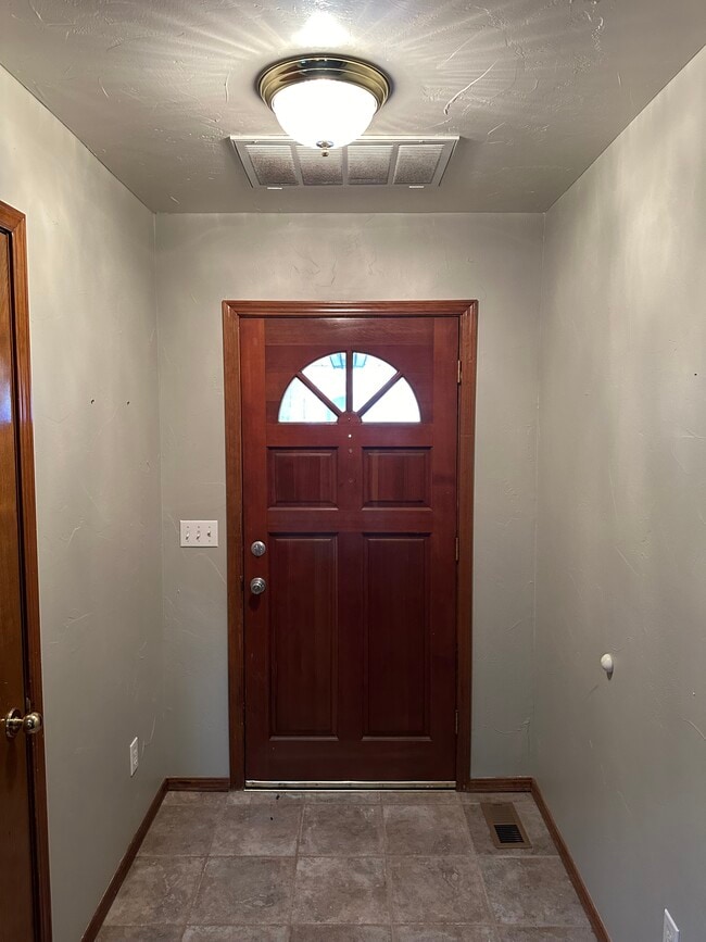 Photo - 17600 Durbin Park Rd