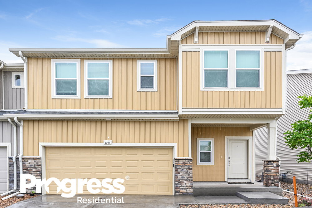 4744 N Tower Dr Townhome Townhome Rental in Denver CO