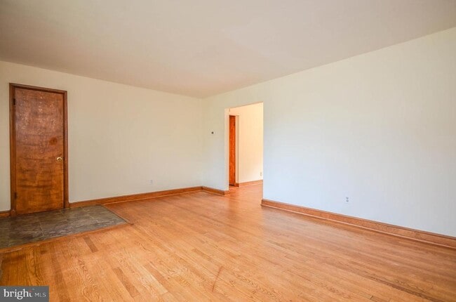Photo - 2034 Glen Ross Rd