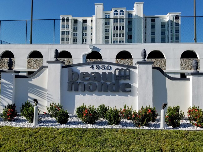 Photo - 4950 Gulf Blvd