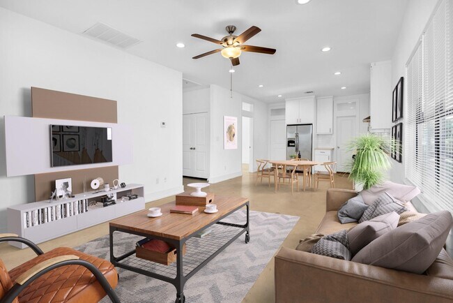 Photo - 603 Edgewood St