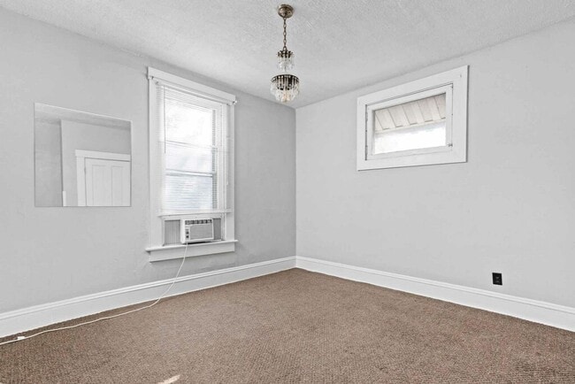 Building Photo - 539 Fletcher Ave