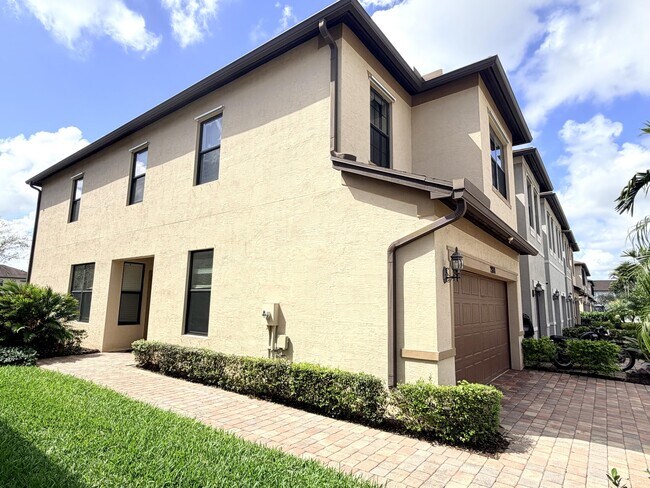 Photo - 2800 Troubadour St