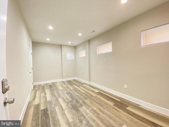 Photo - 1849 N 18th St