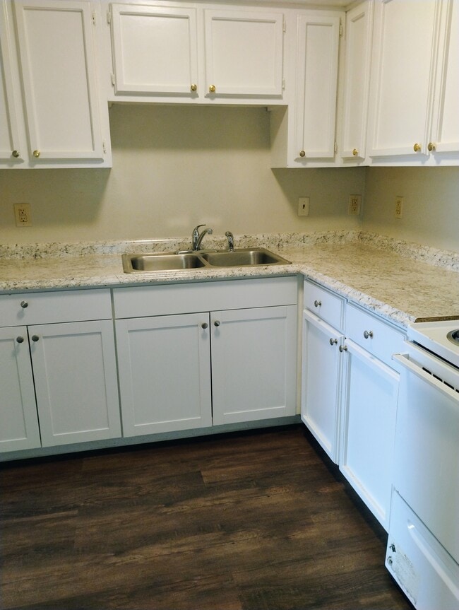 Photo - 1754 Cedar Lake Dr