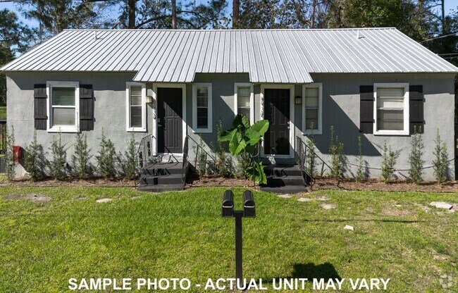 Building Photo - Updated 2 Bedroom Jacksonville Heights Apa... Rental